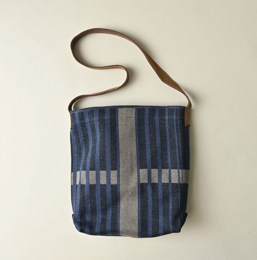 Indigo Linen Jacquard Bag Back