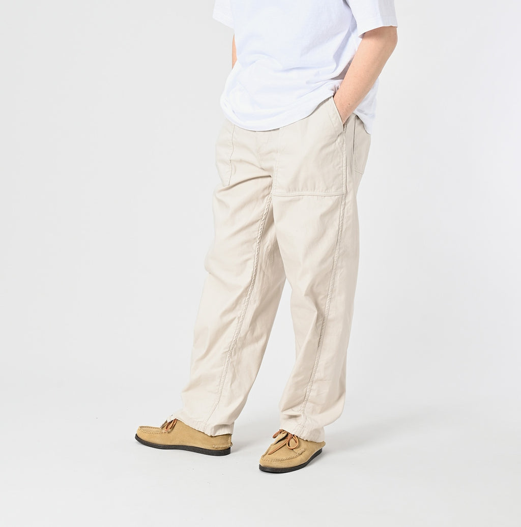 Thin Back Satin 908 Baker Pants Male Model