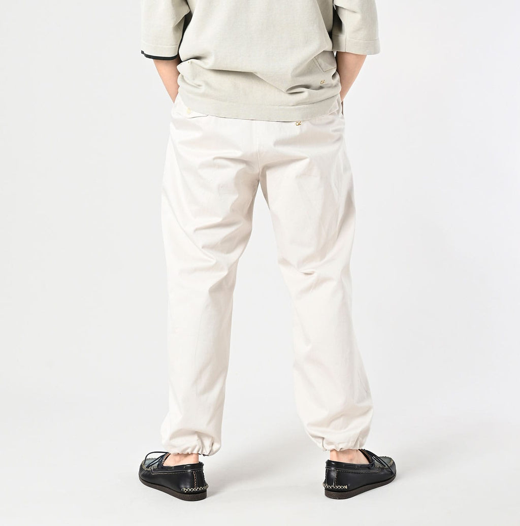 Chino 908 Neem Pants Male Model