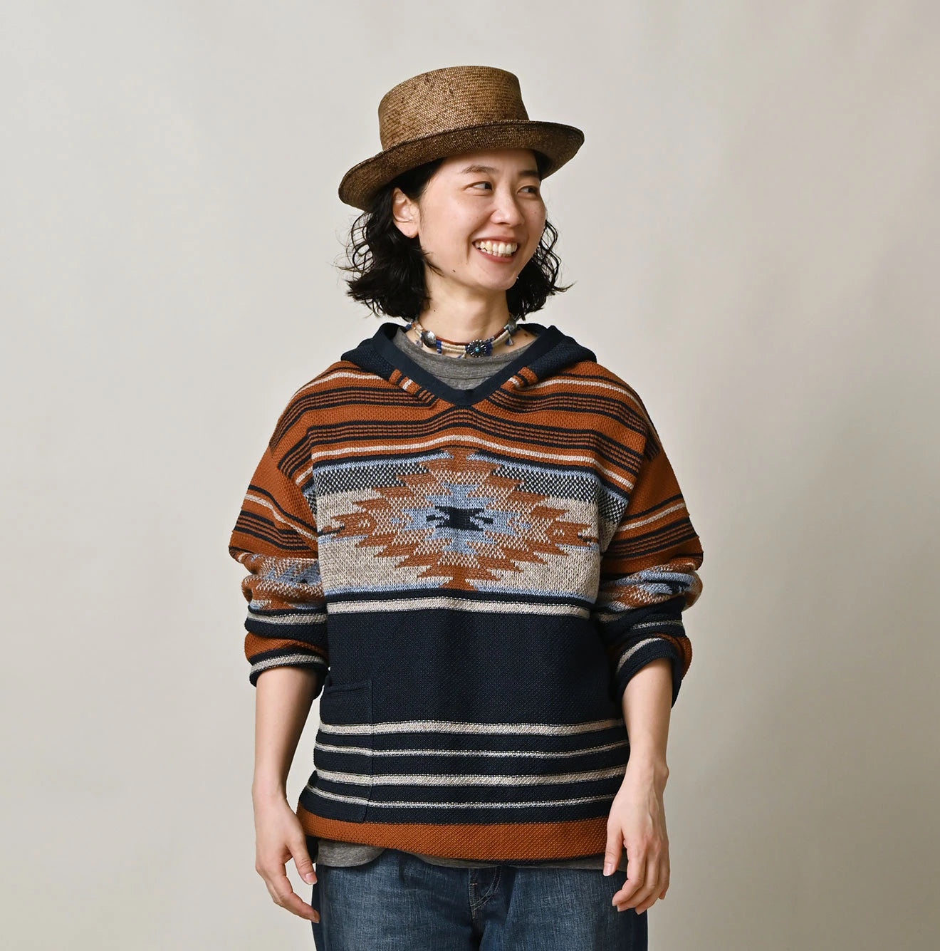 Indigo Native Gima Jacquard 908 Uma Hoodie Female Model