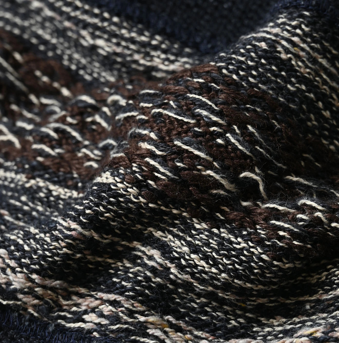 Indigo Base Knitsew Uma Sweater Detail