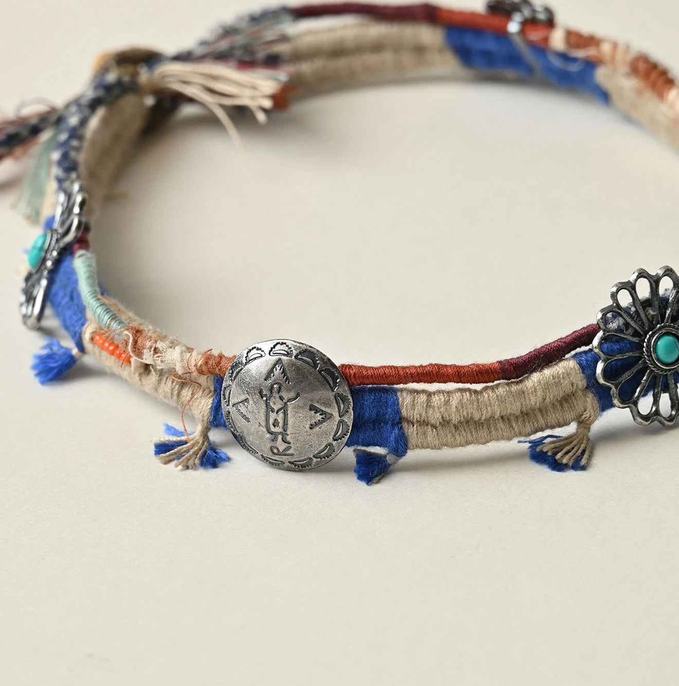 Kurukuru Hippie Choker Detail