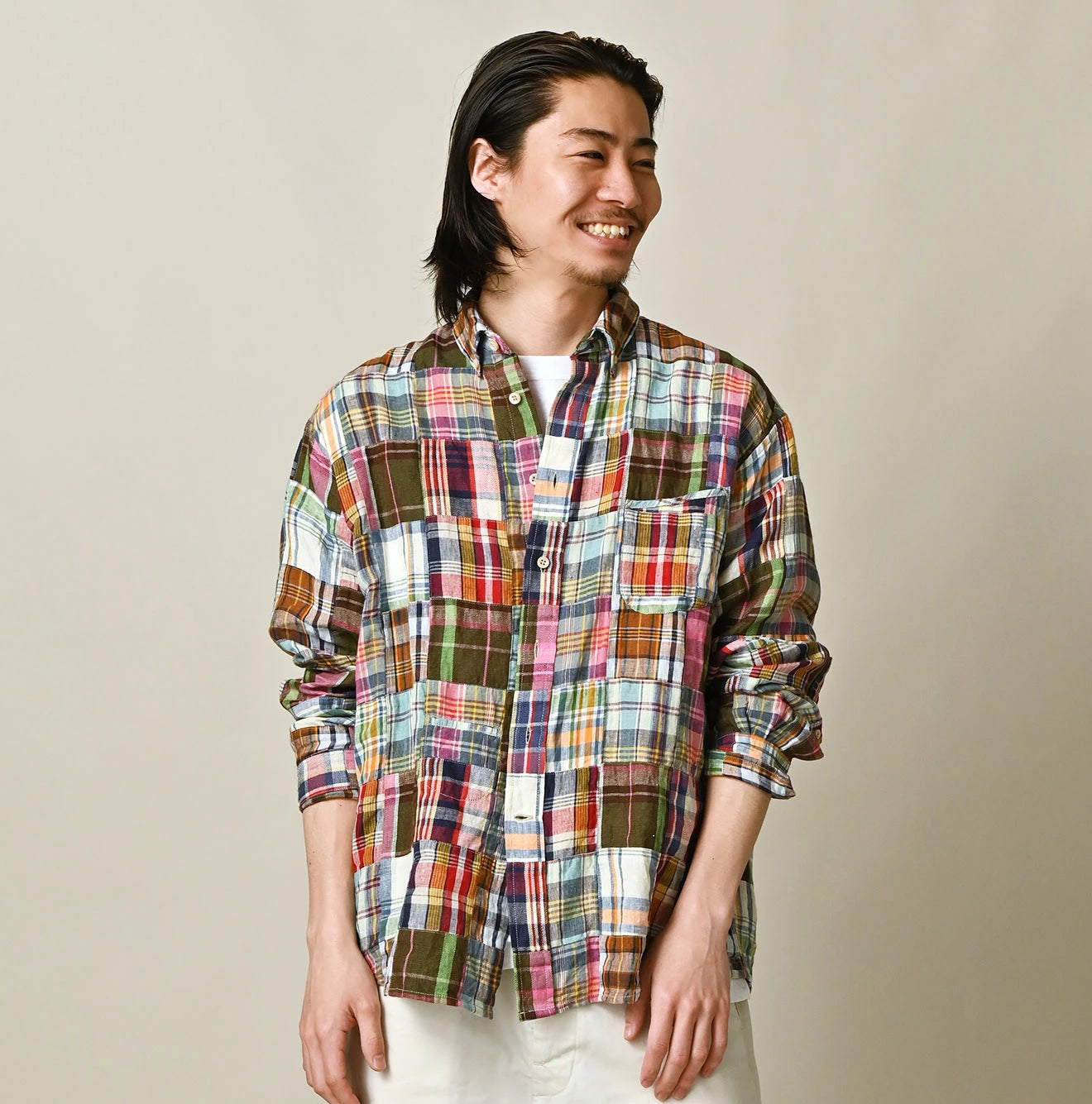 Indian Linen 908 Patchwork Ocean Shirt Male Model