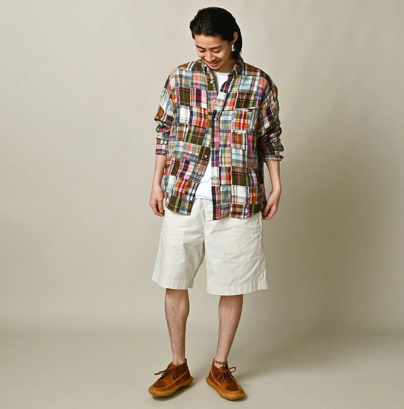 Indian Linen 908 Patchwork Ocean Shirt Male Model