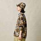 Indian Linen 908 Patchwork Ocean Shirt Female Model