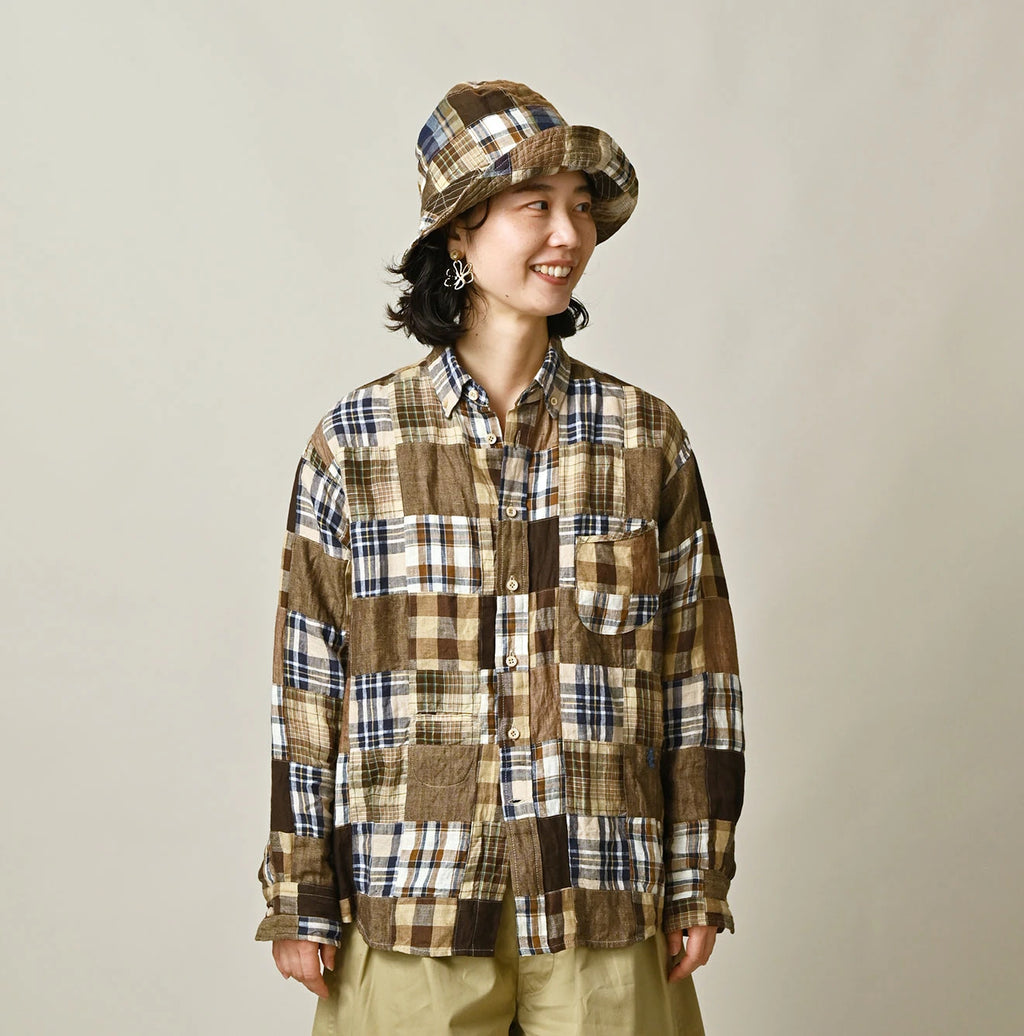 Indian Linen 908 Patchwork Ocean Shirt Female Model