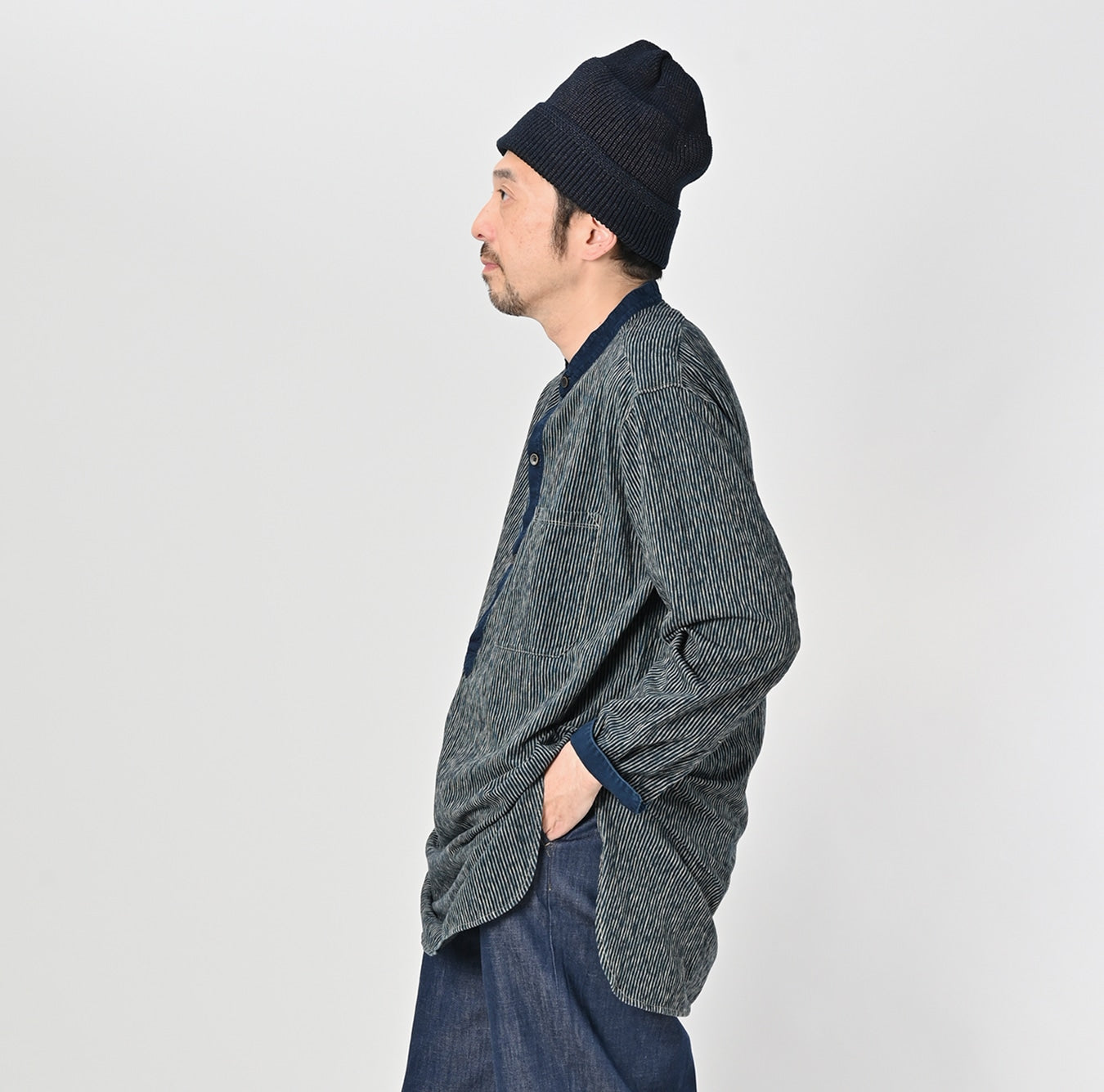 Indigo Hickory Tenjiku Grandpa Pull Shirt Male Model