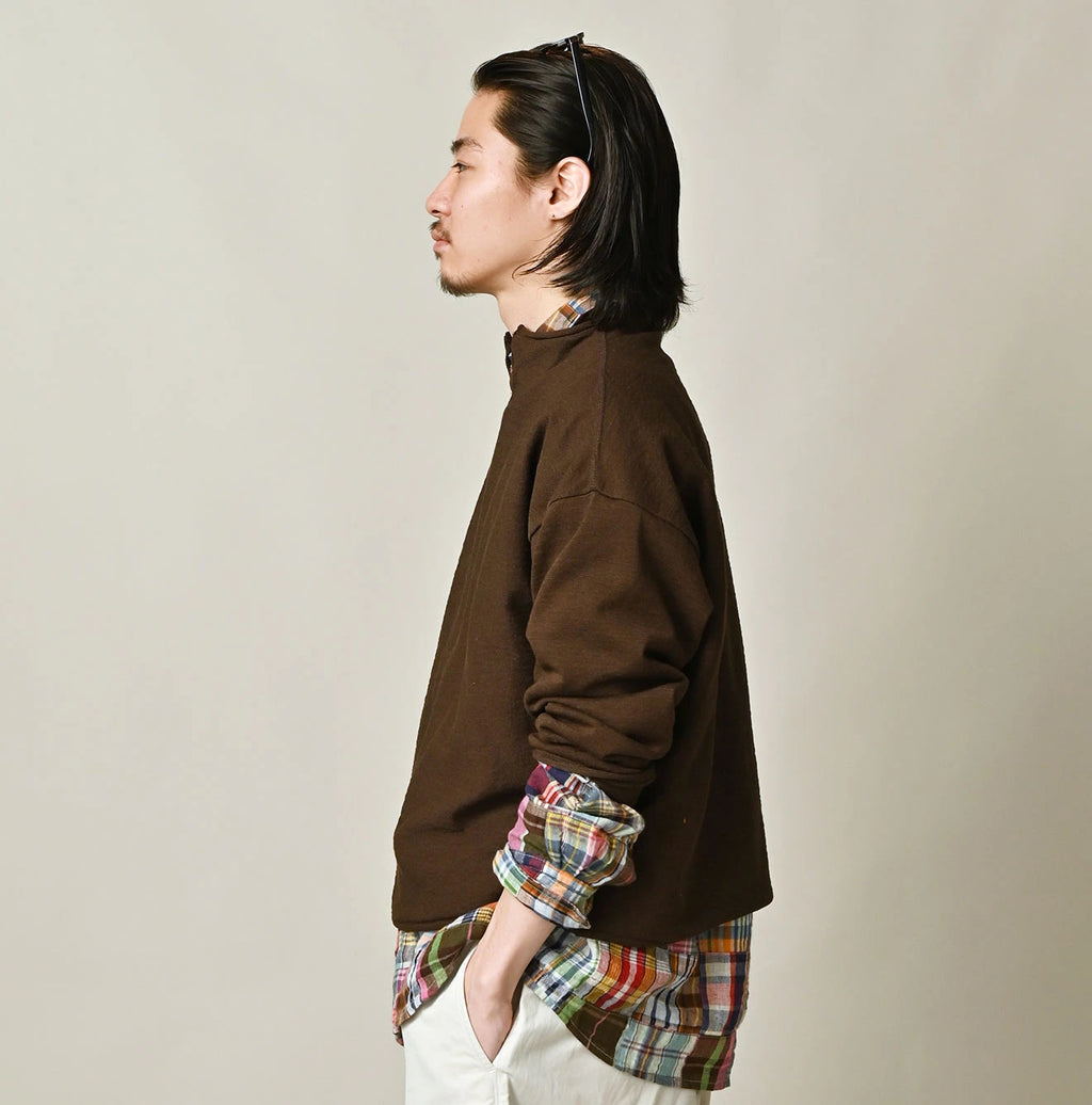 KachiKachi Gima 908 Uma Sweater Male Model