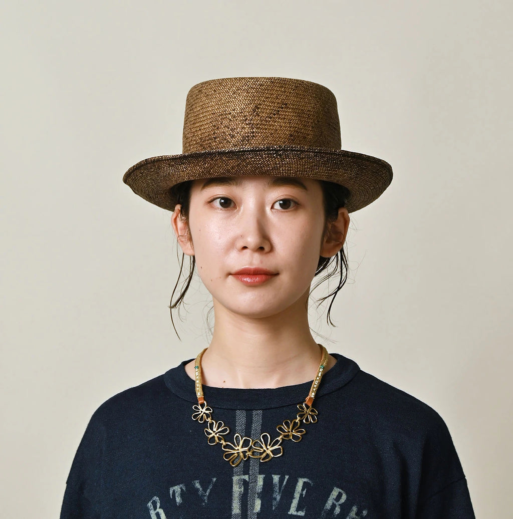Flower Choker Female Model