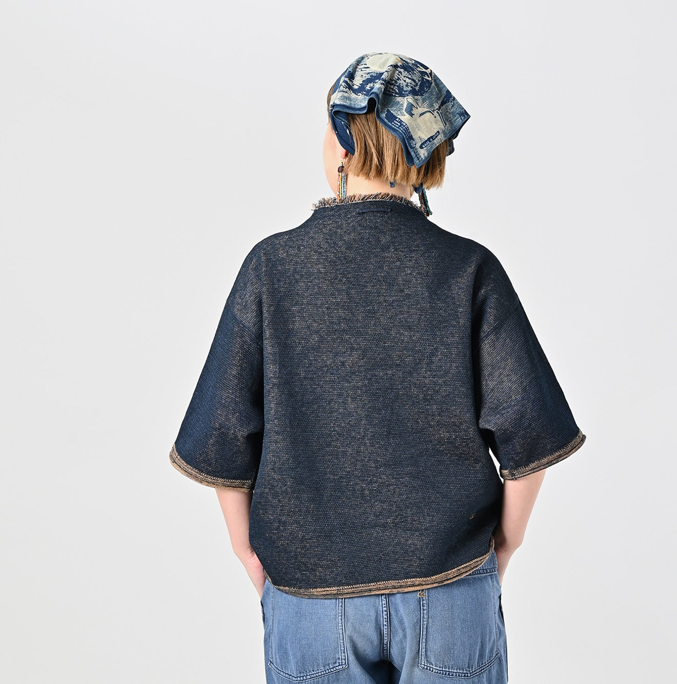 Indigo Surf Hula Girl Jacquard 908 Outer T-shirt Female Model