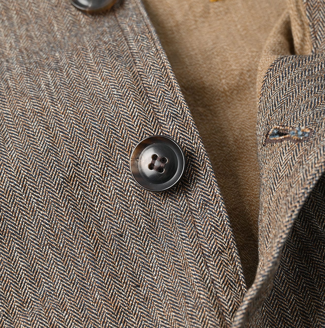Indigo Mini Herringbone Cotton Tweed 908 Reversible Vest Detail