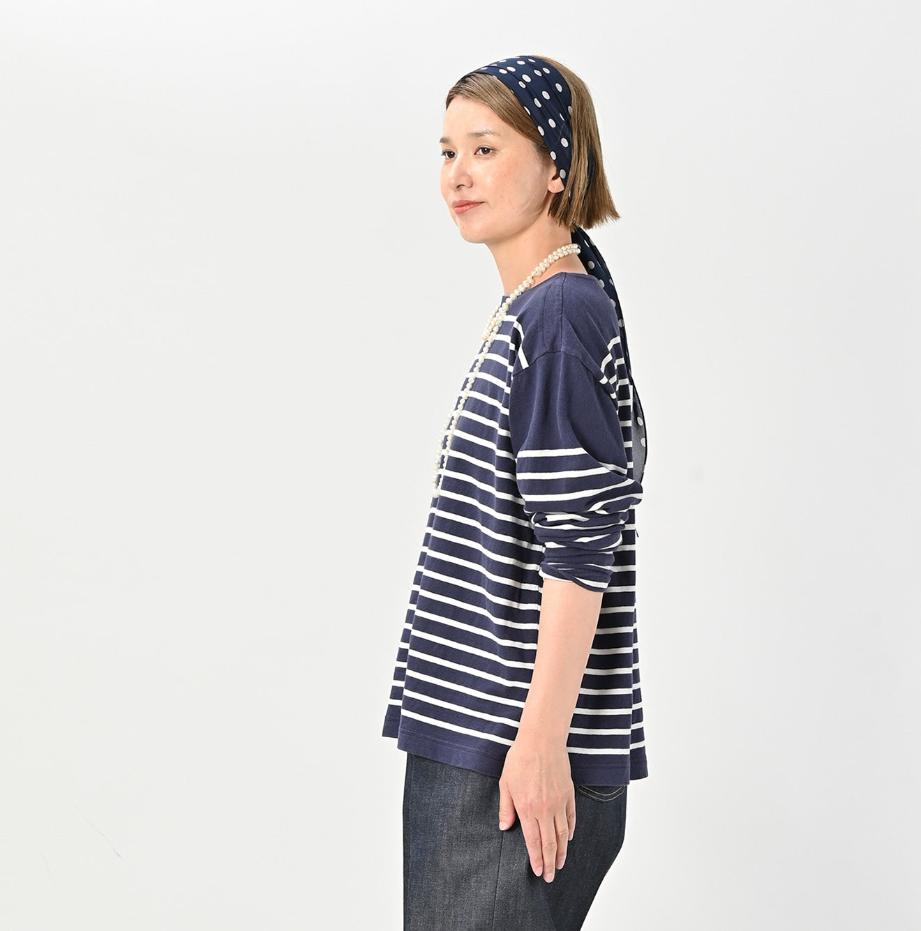 Basque 908 Shirt (Size 2) Female Model