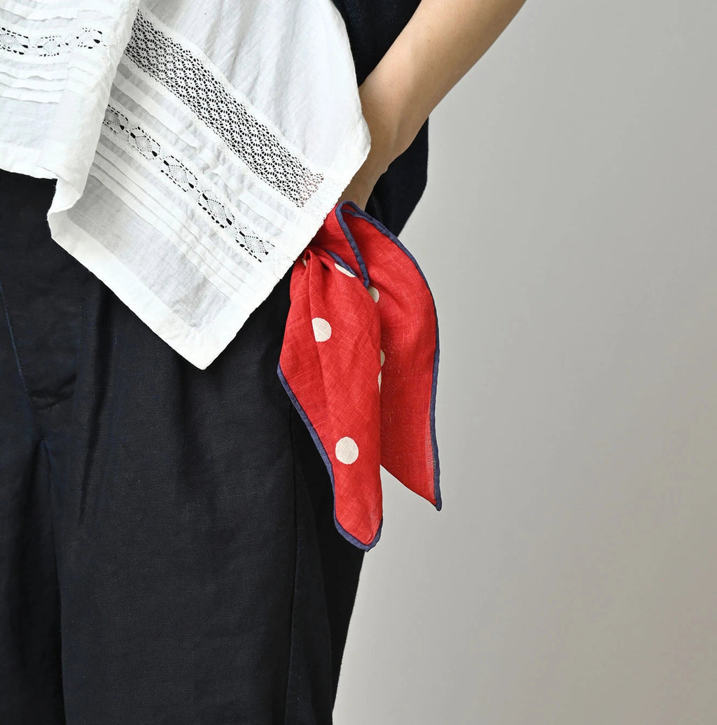 Linen Trois Handkerchief