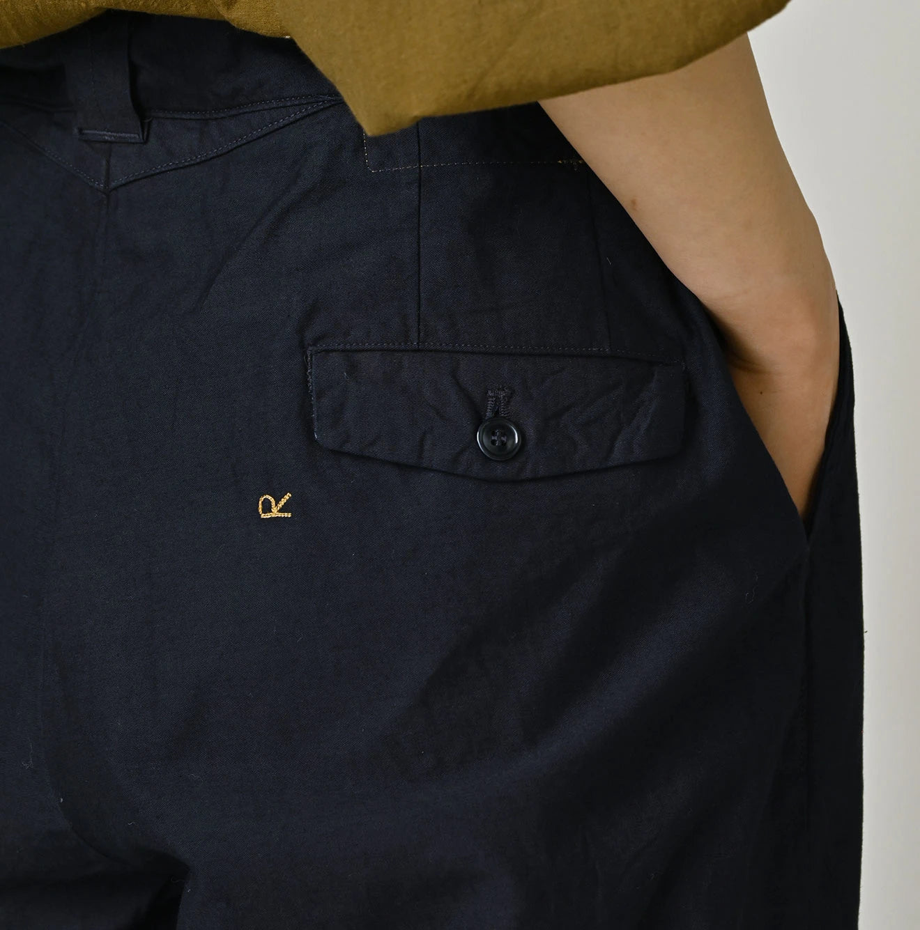 Indigo Thin Back Satin 908 Nîmes Pants