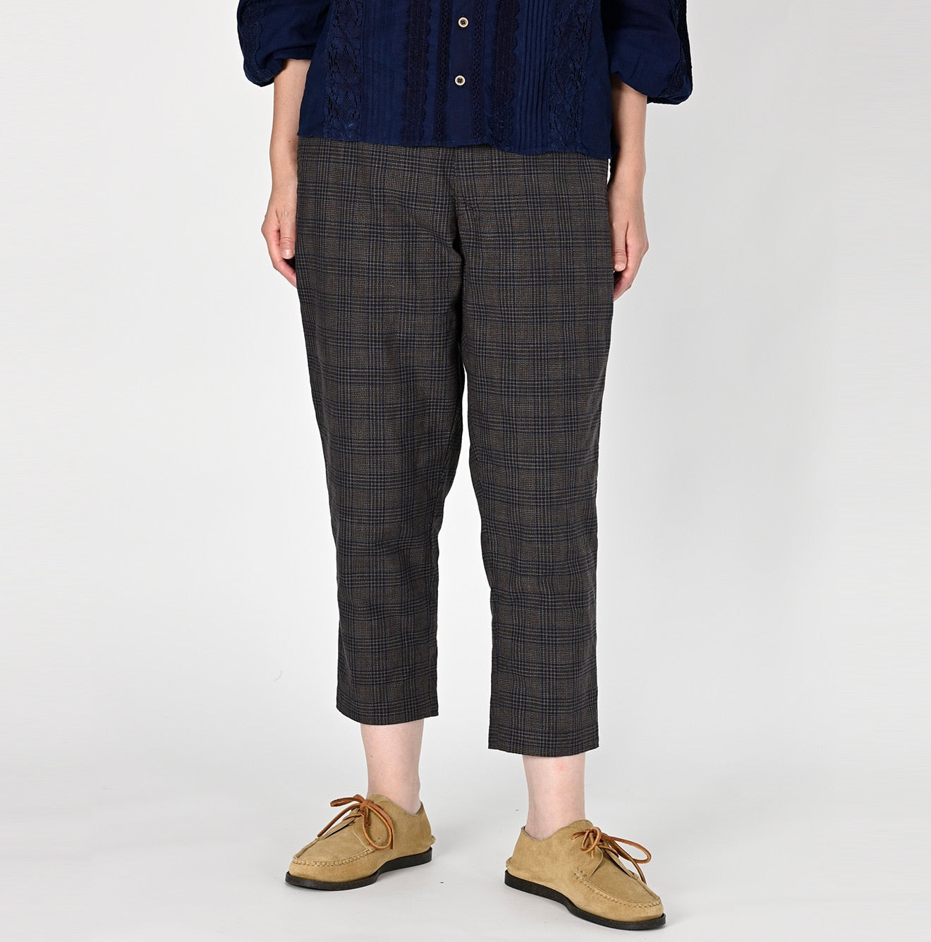 Yorimoku Cotton Tweed 908 Joppan Female Model