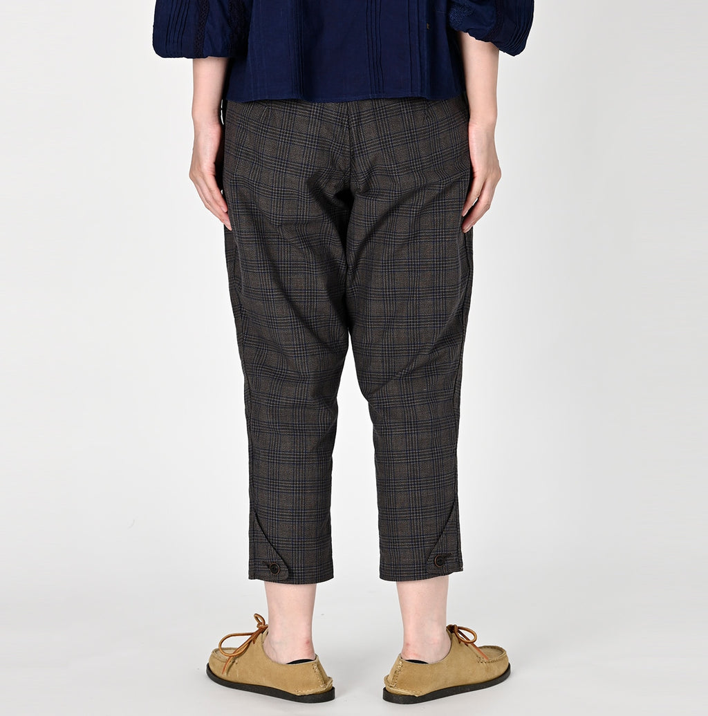 Yorimoku Cotton Tweed 908 Joppan Female Model