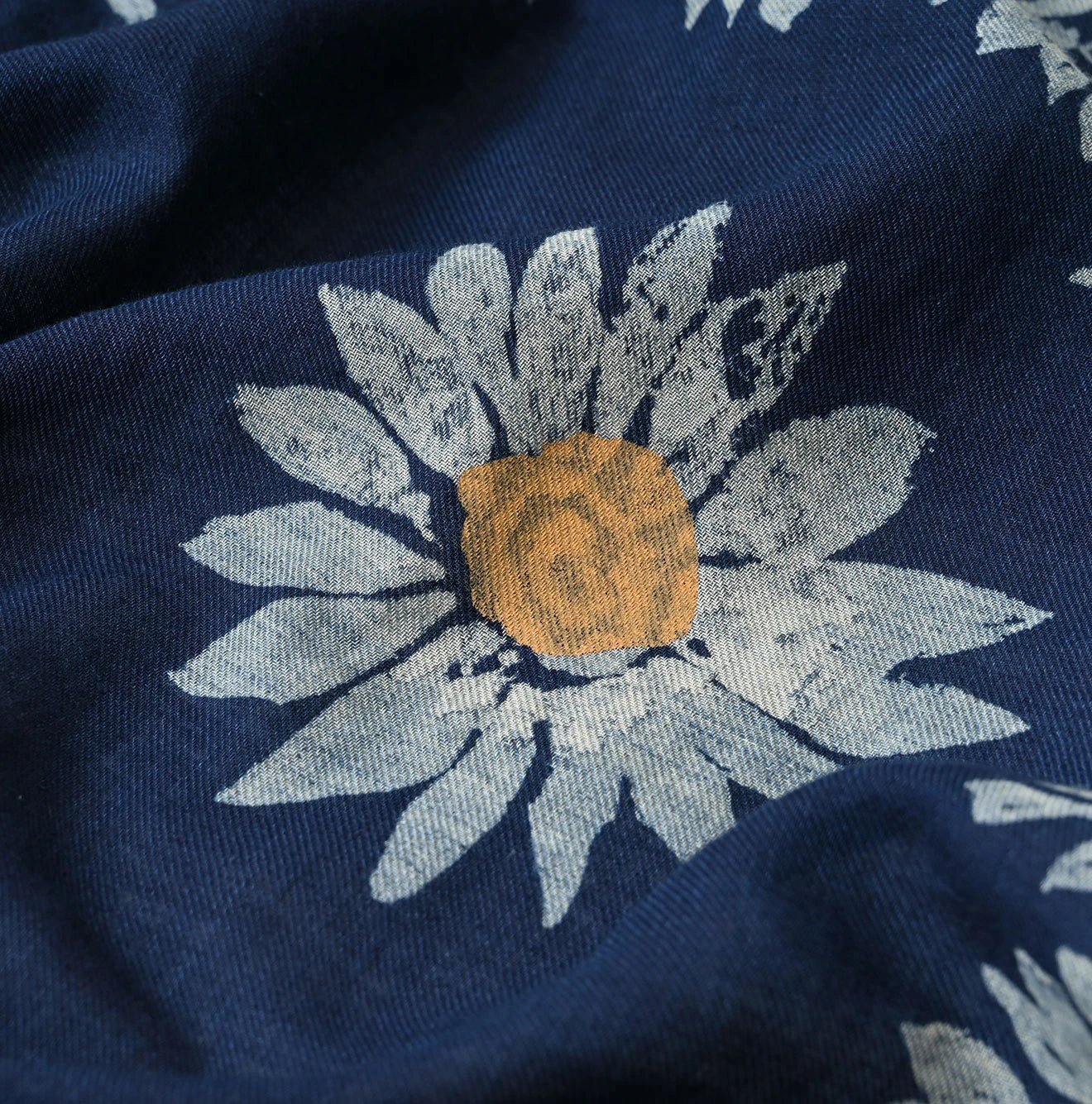 Indigo Australia Aya Sherpa Flower Furoshiki