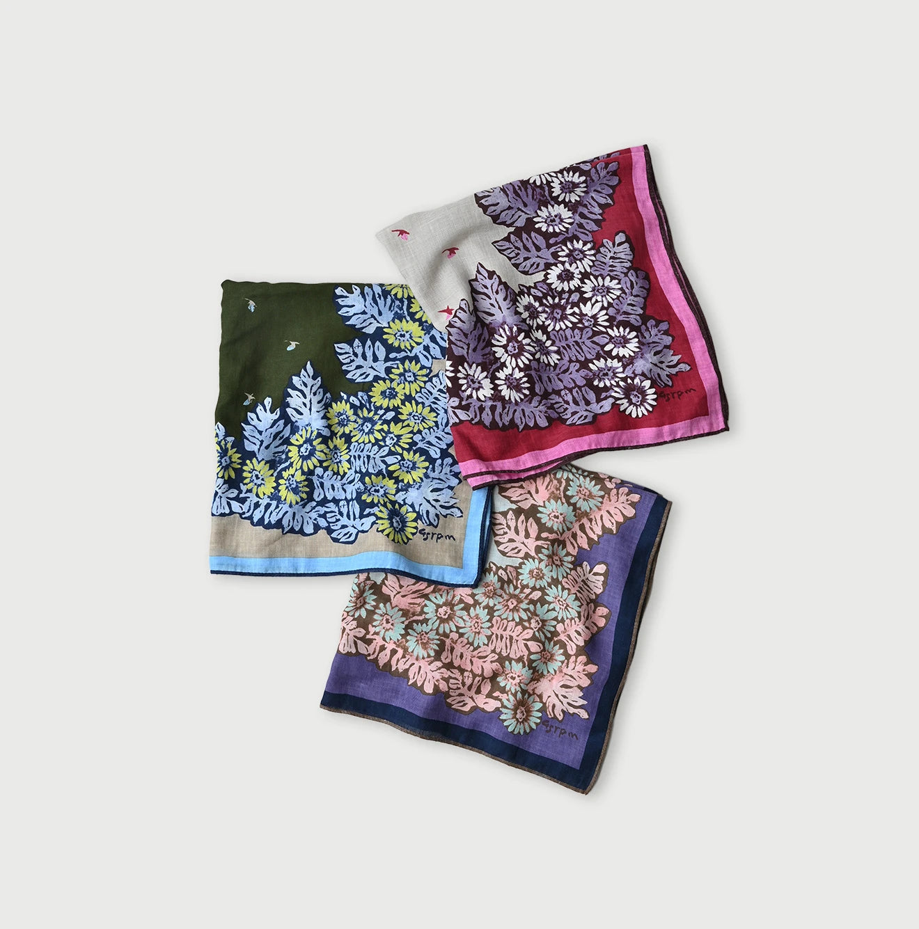 Supima Aya Sherpa Flower Bandana