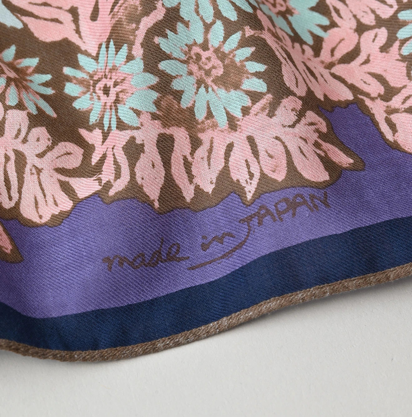 Supima Aya Sherpa Flower Bandana