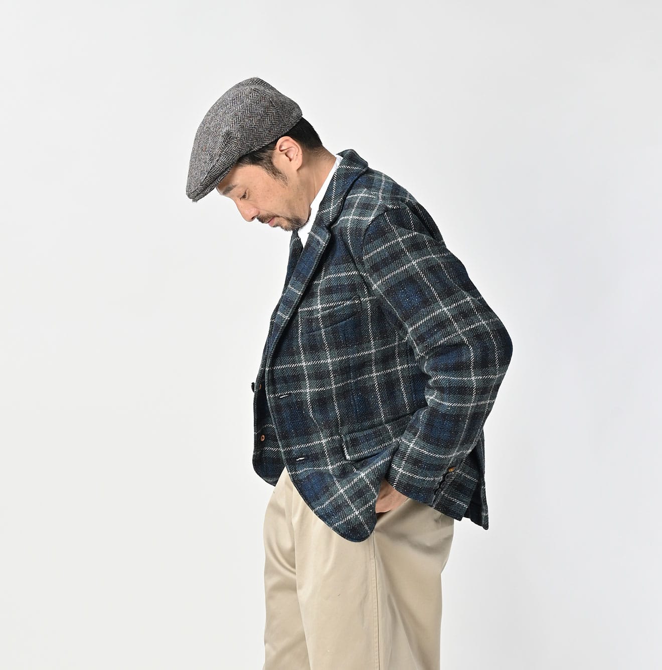 Cotton Tweed 908 Notting Hill Jacket Female Model