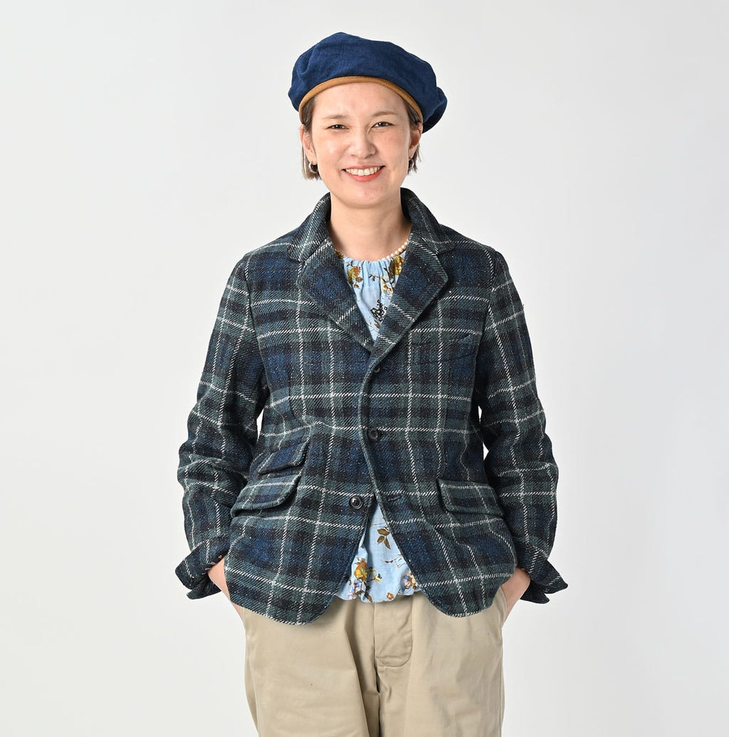 Cotton Tweed 908 Notting Hill Jacket Female Model