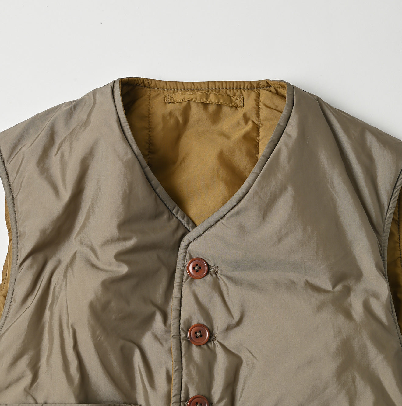 Nylon 908 Quilting Vest Detail