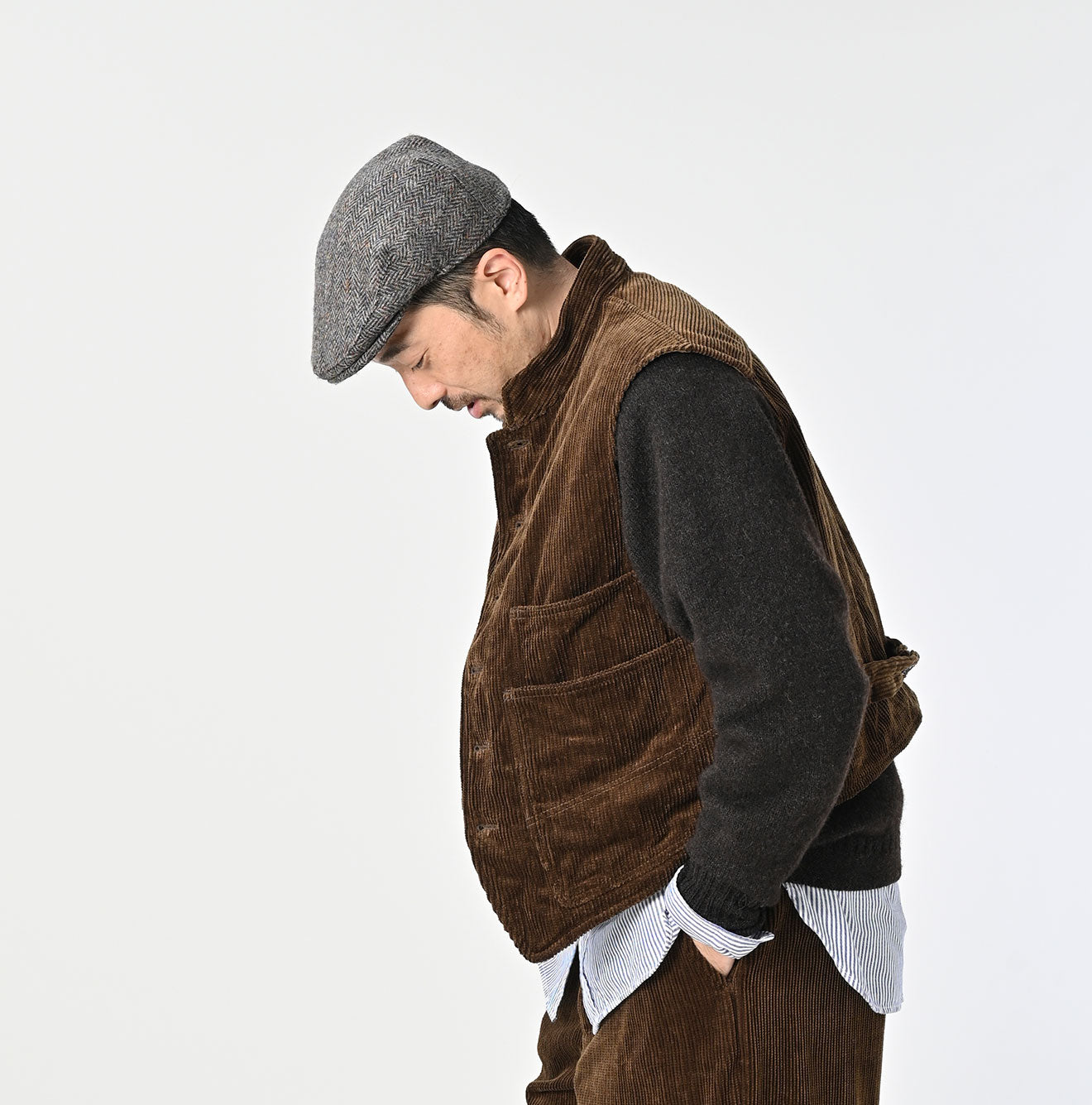 Selvage Corduroy 908 Nîmes Vest Male Model
