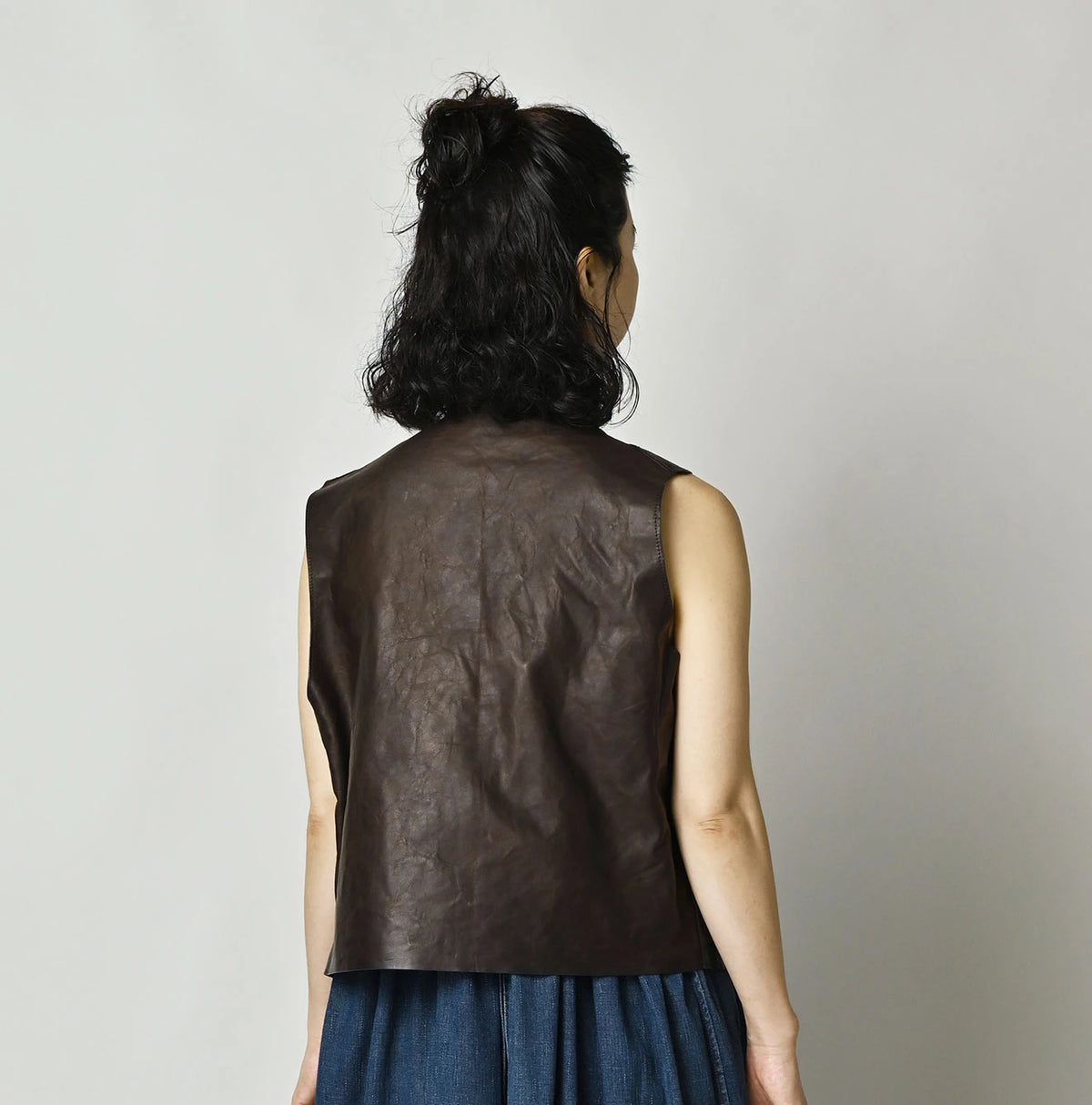 Horse Leather 908 Crew Vest