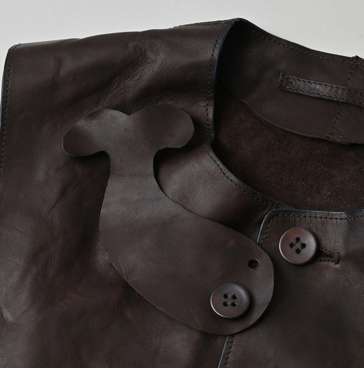 Horse Leather 908 Crew Vest