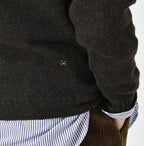 Shetland Boiled Wool 908 Sweater Detail