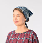 Indigo Supima Aya Gingham Check Flower Bandana Female Model