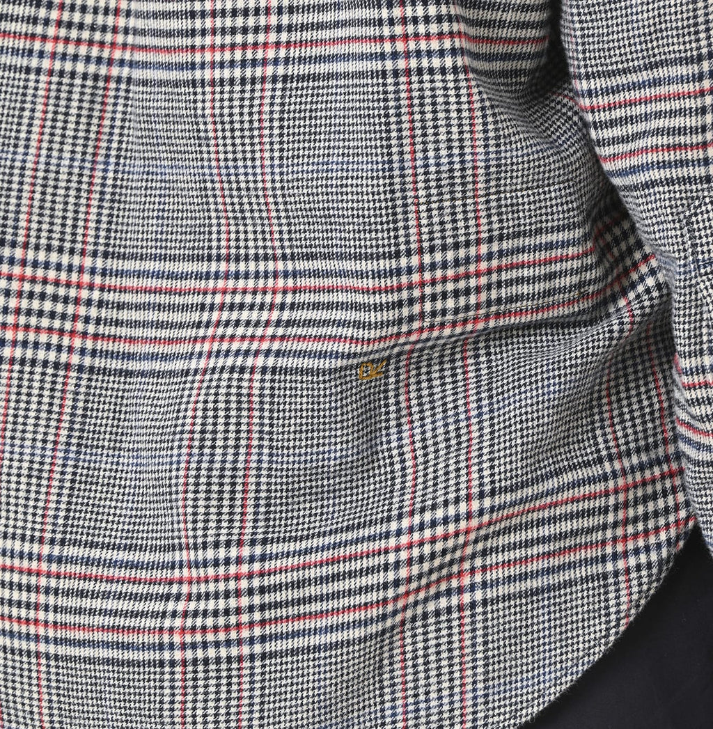 Double Woven 908 Loafer Button Down Shirt Detail