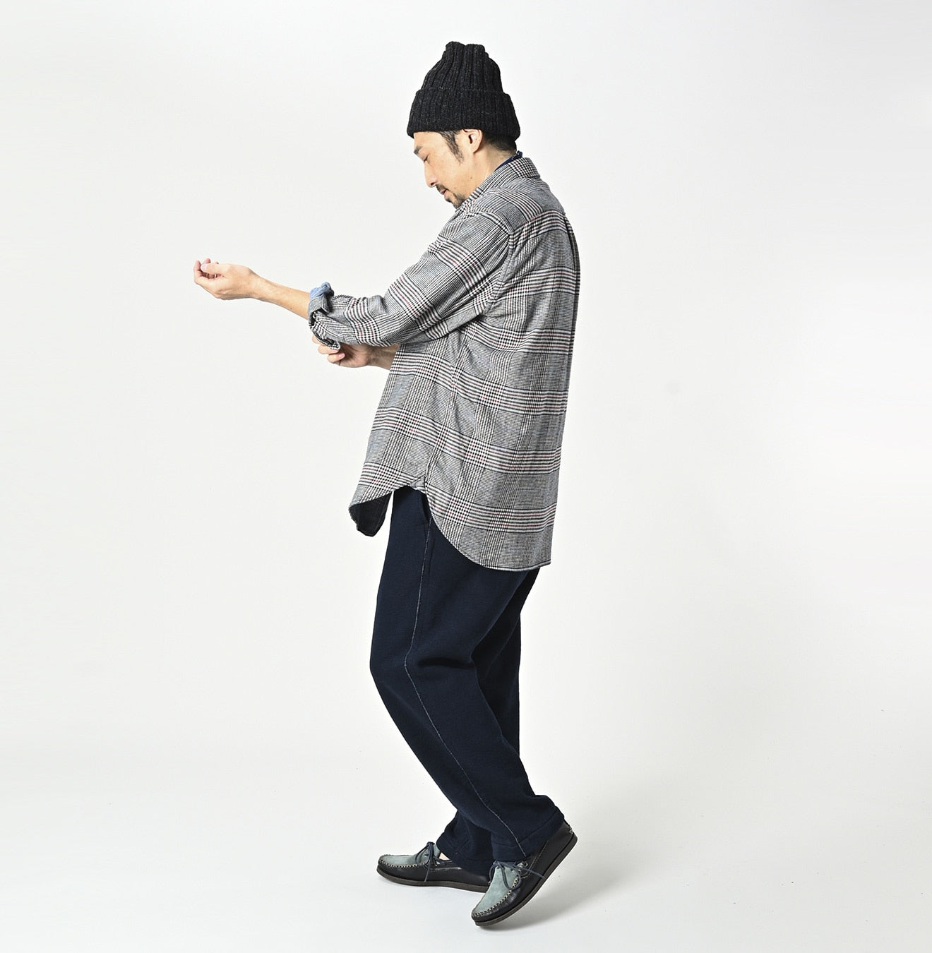Double Woven 908 Loafer Button Down Shirt Male Model