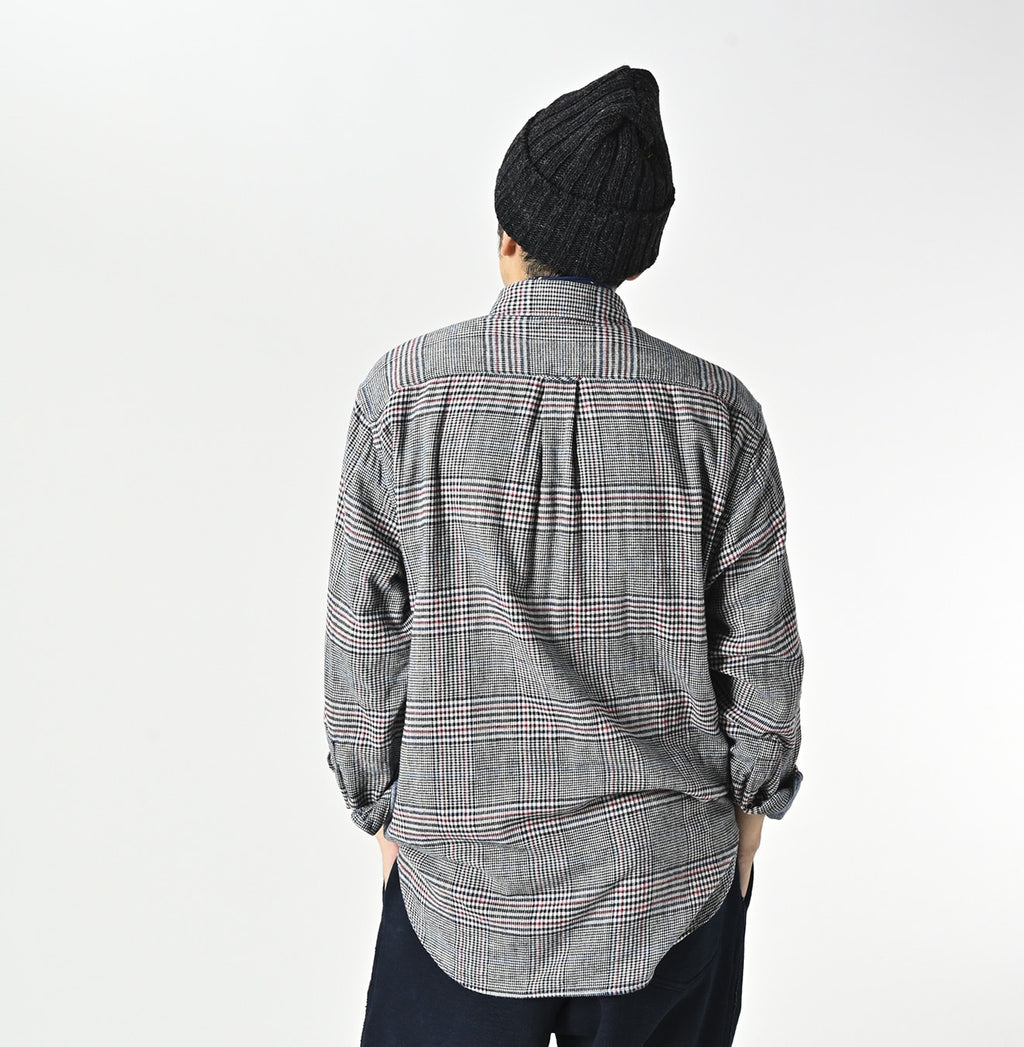 Double Woven 908 Loafer Button Down Shirt Male Model