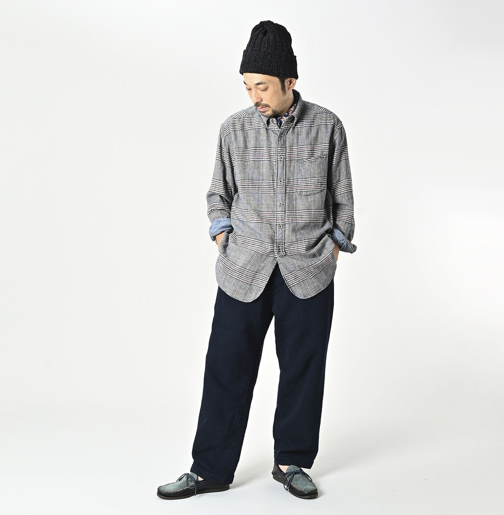 Double Woven 908 Loafer Button Down Shirt Male Model
