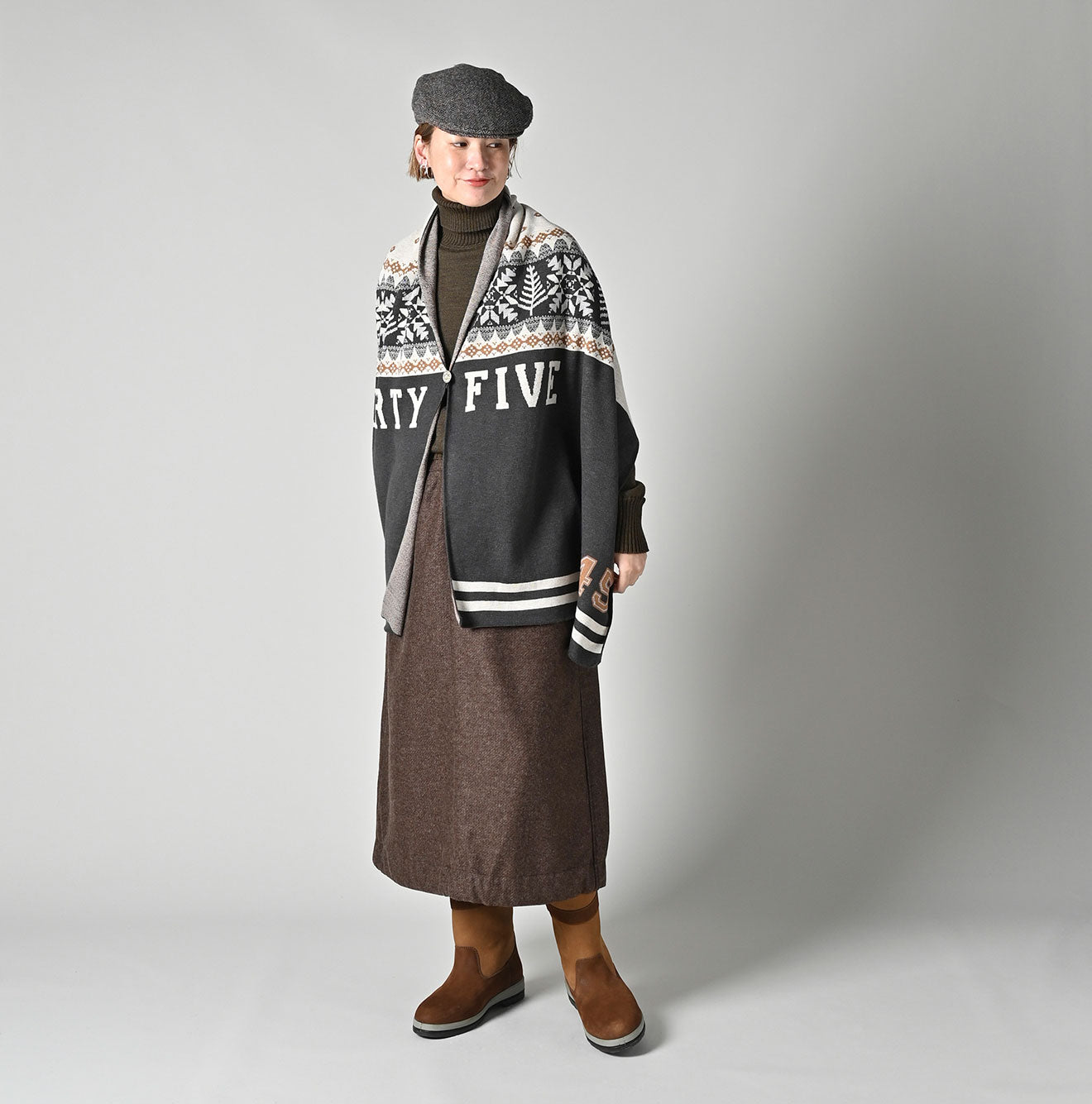 Snow Pattern Supima Cotton Stole Female Model