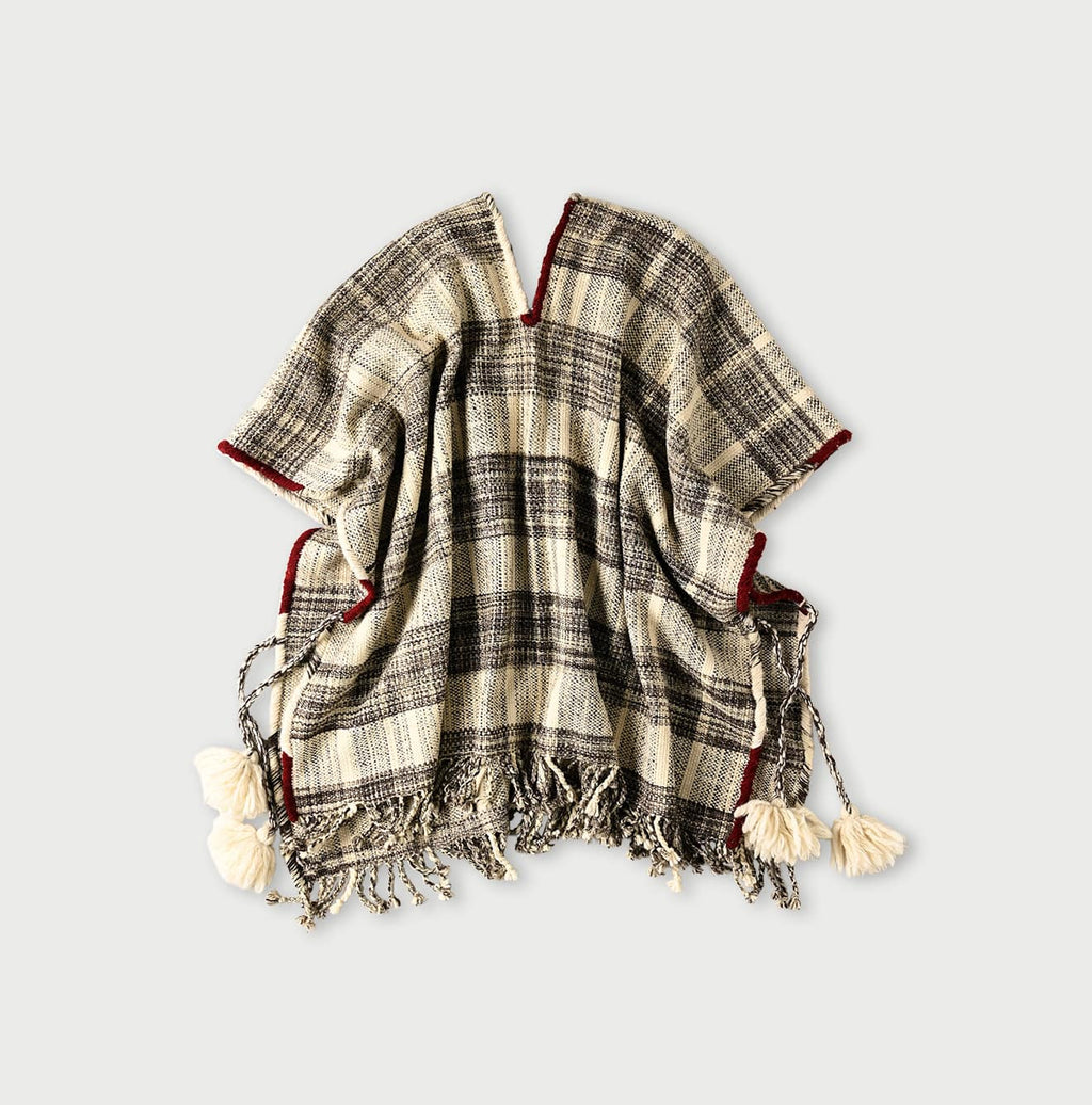 Kardo Himalayan Wool Poncho Back
