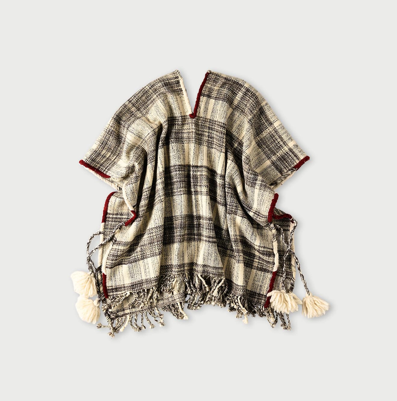 Kardo Himalayan Wool Poncho Back