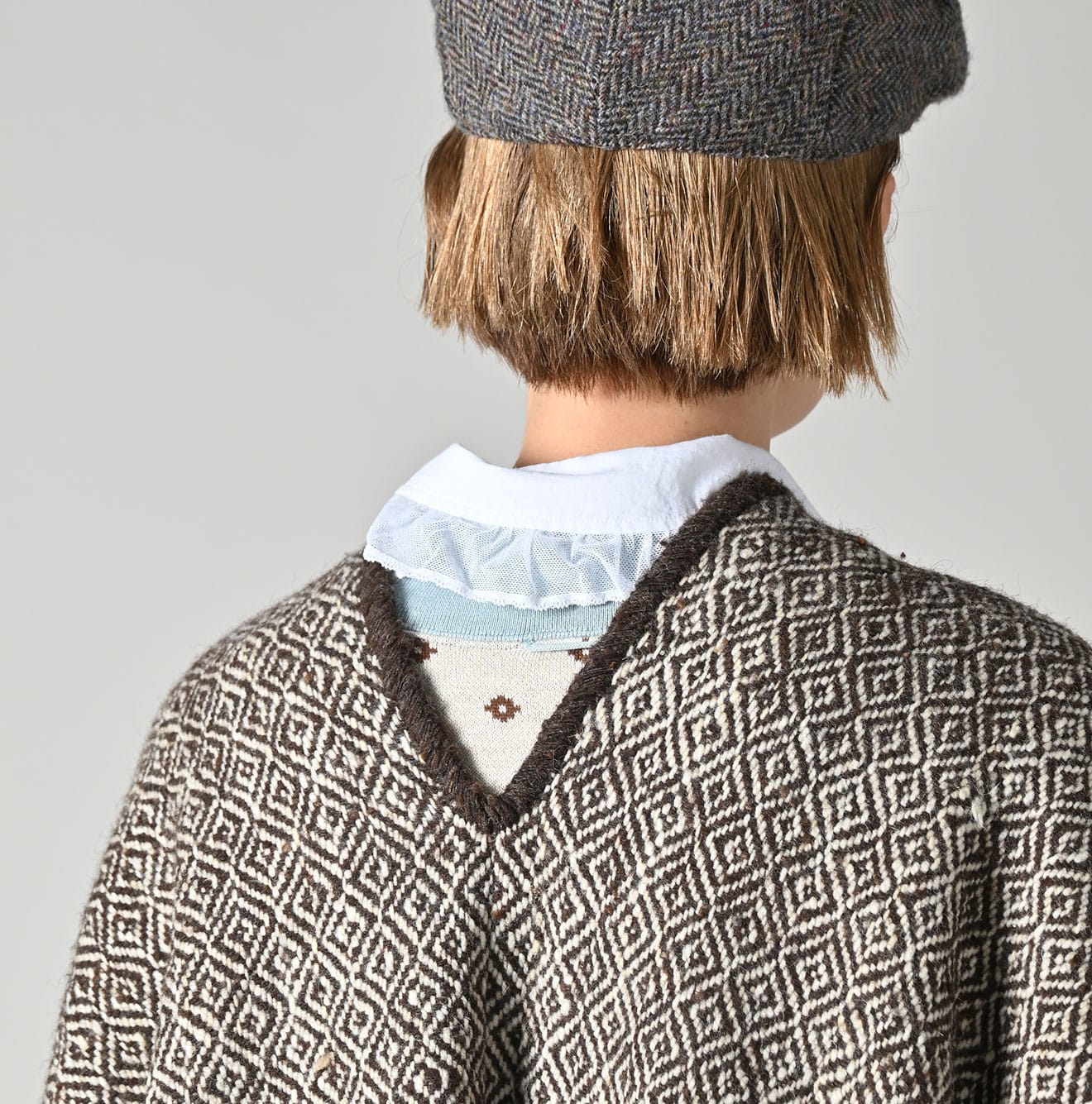 Kardo Himalayan Wool Poncho Detail