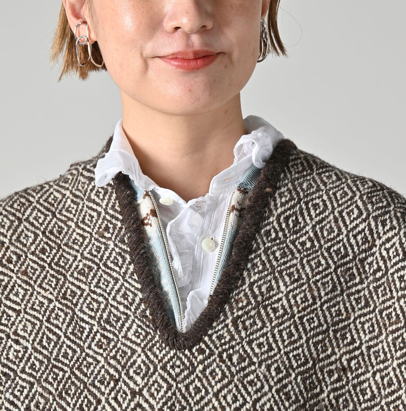 Kardo Himalayan Wool Poncho Detail
