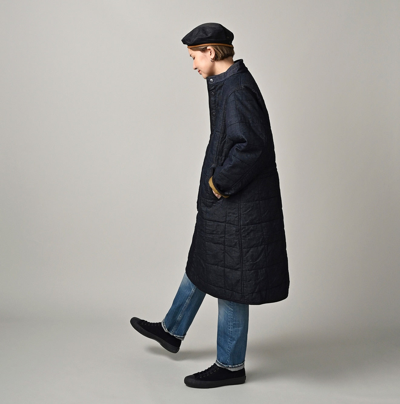 45 Petit Denim 908 Quilting Coat Nou Female Model
