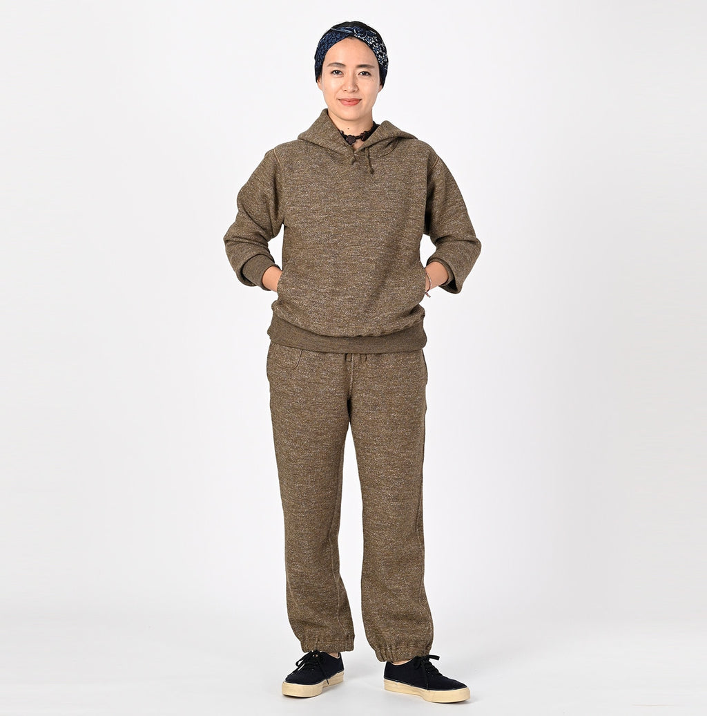 Wool Cotton Urake 908 Sweat Pants Female Model
