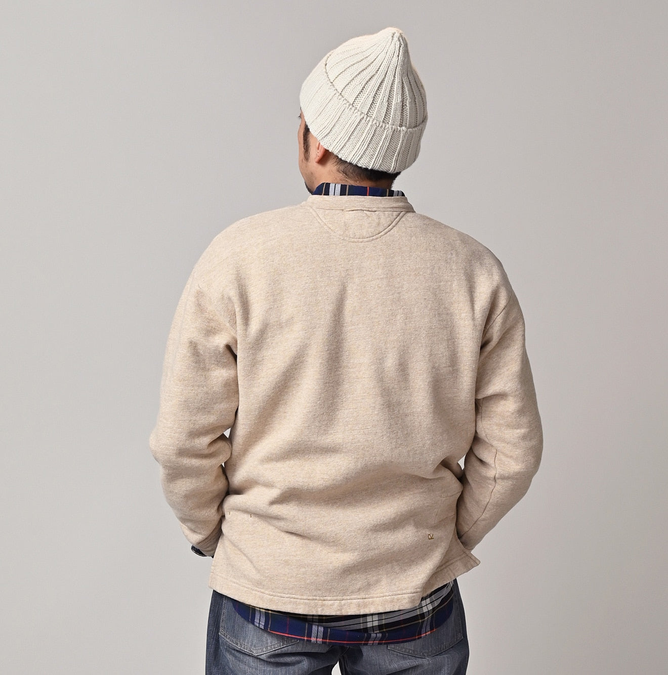 Top Urake 908 Henley Male Model