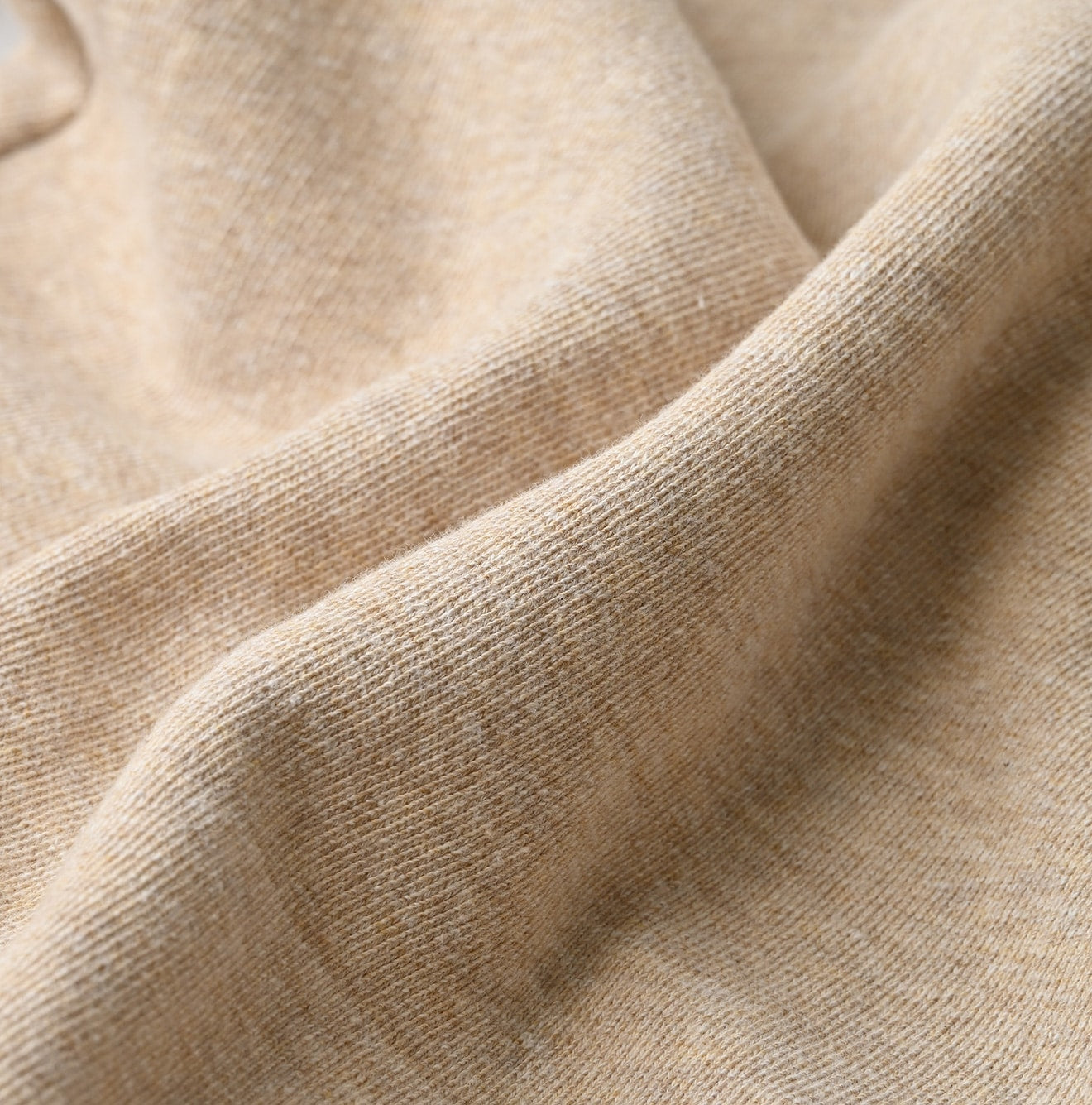 Top Urake 908 Henley Detail