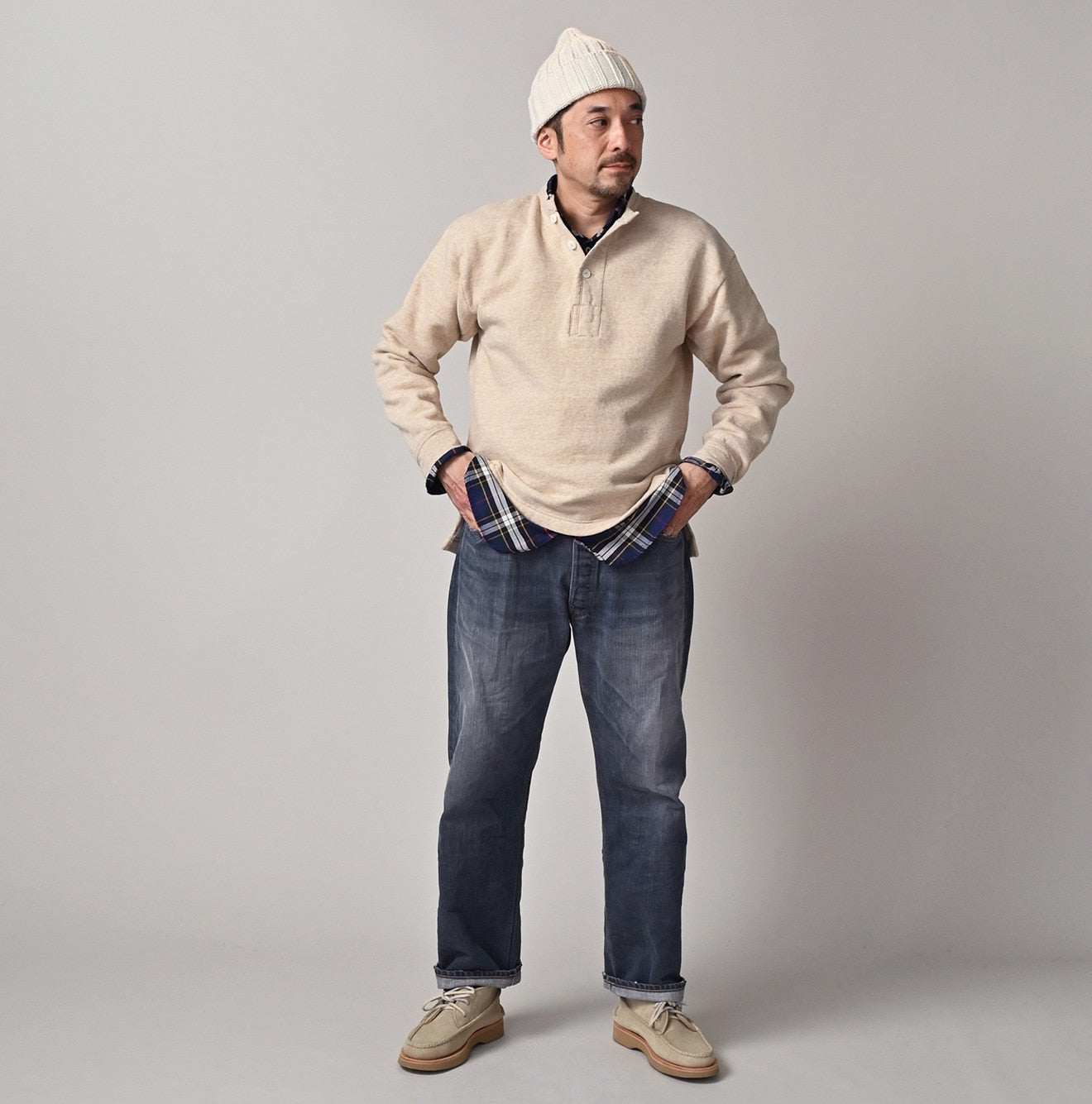 Top Urake 908 Henley Male Model