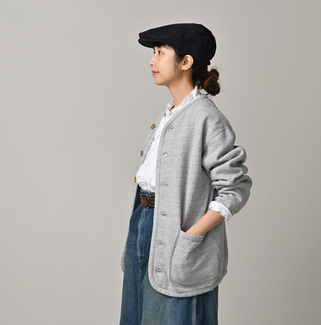 Top Heritage Urake 908 Binder Cardigan Female Model