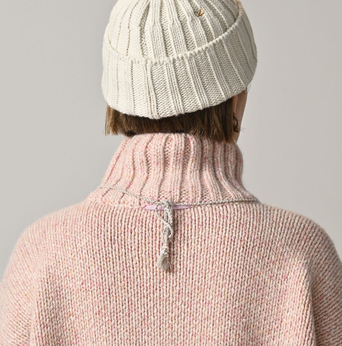Cashmere Linen M Turtle Sweater Detail