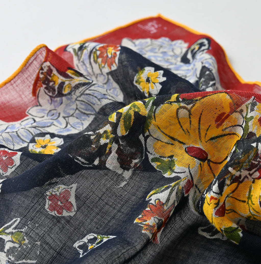 Gauze Flower Bouquet Aya Bandana Detail
