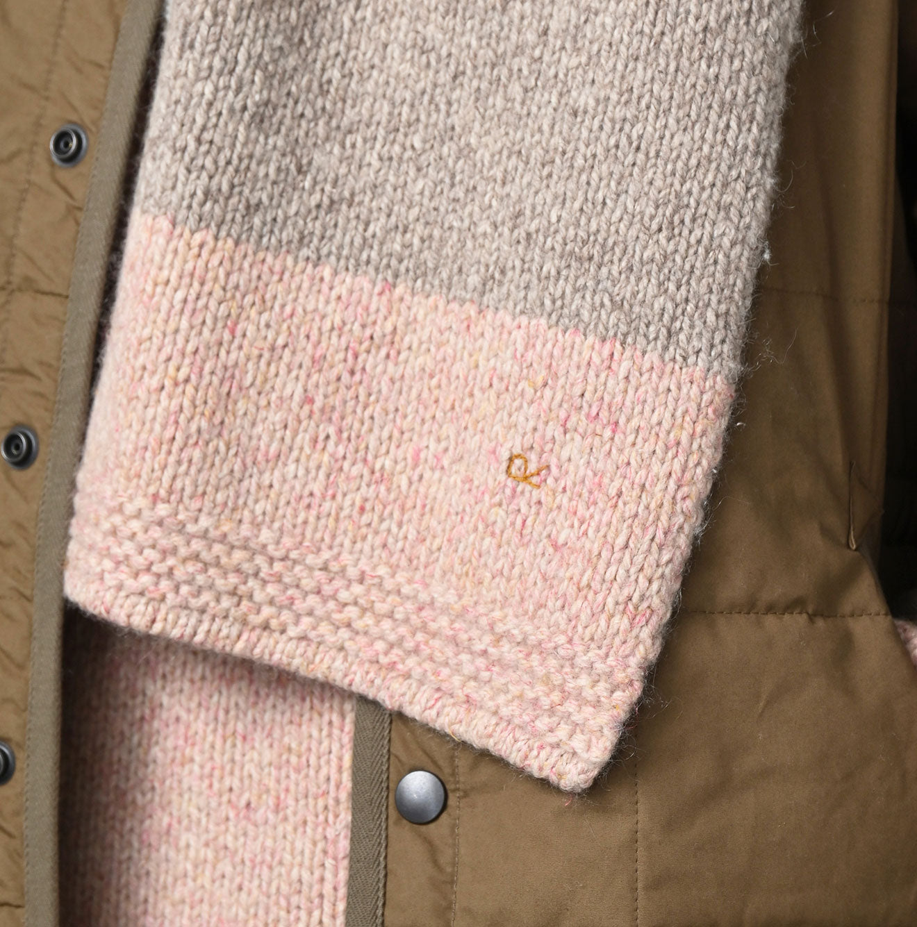 Cashmere Linen Muffler Detail