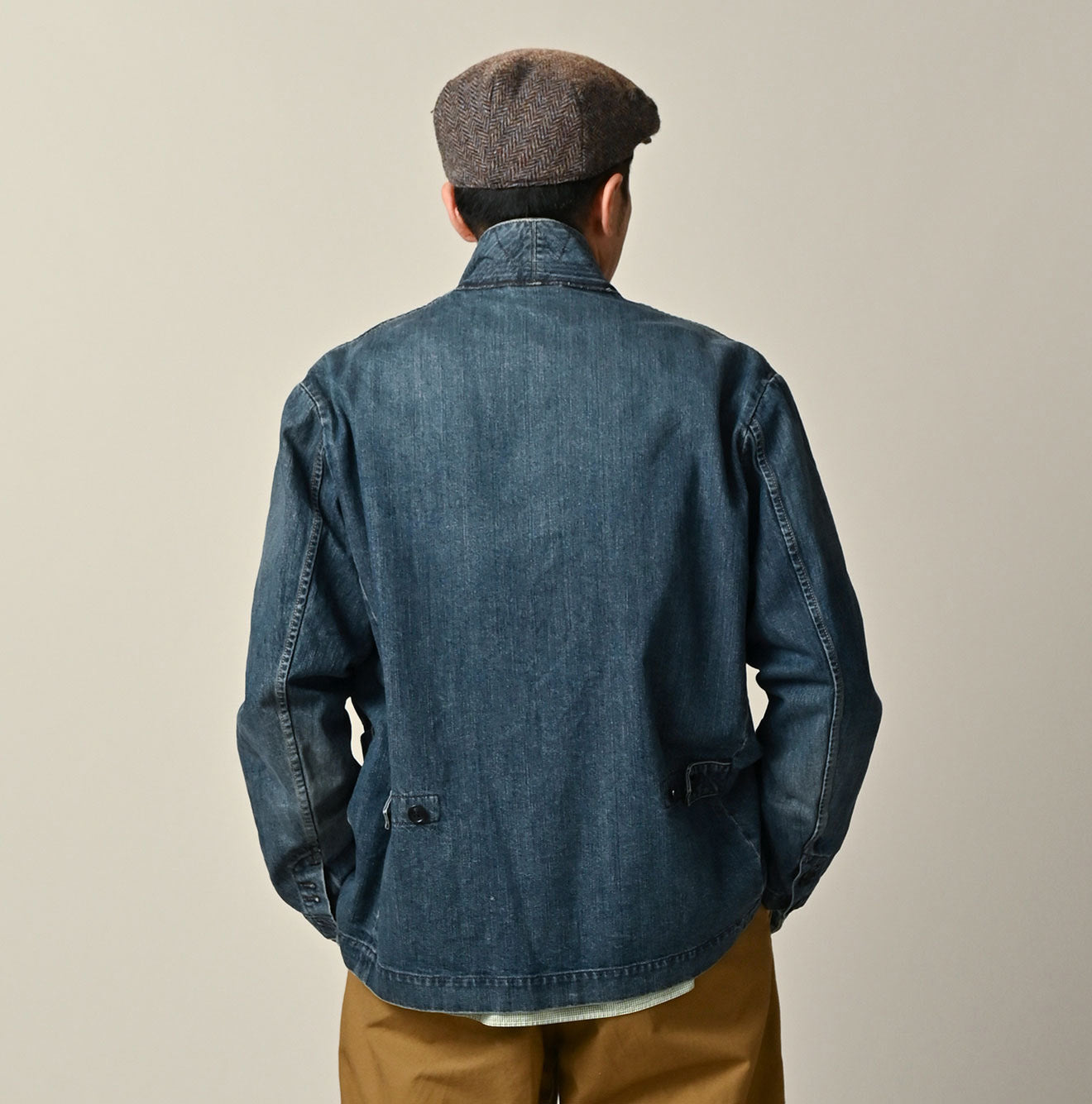 Rye Mugi Denim 908 Jacquarde Distressed Male Model